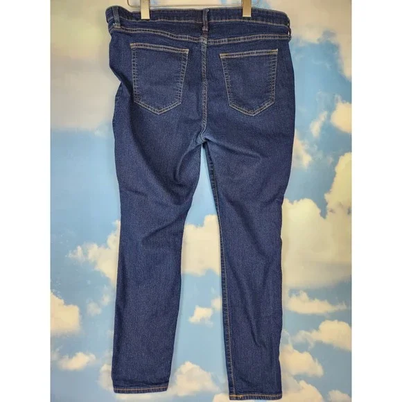 Gap Dark Blue Denim Jeans Size 16/33 - Picture 2 of 4